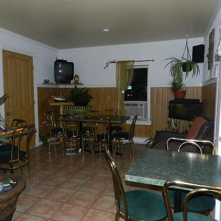 Auberge Chez Caro Sacre-Coeur ภายนอก รูปภาพ