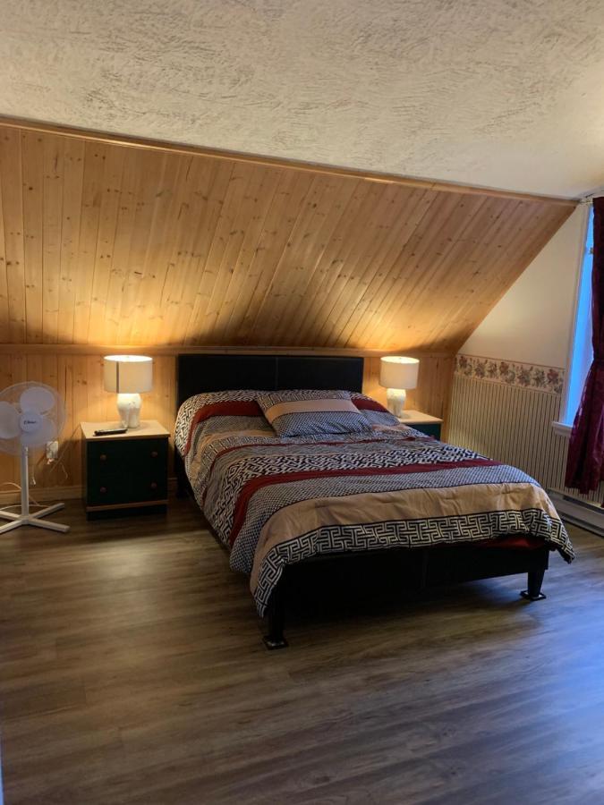Auberge Chez Caro Sacre-Coeur ภายนอก รูปภาพ
