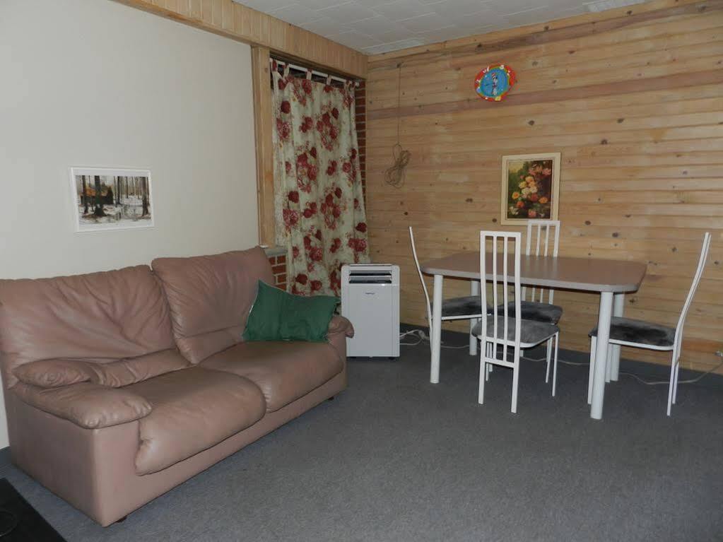 Auberge Chez Caro Sacre-Coeur ภายนอก รูปภาพ
