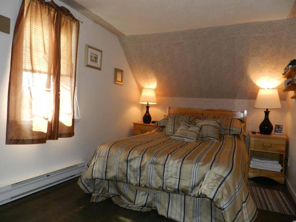 Auberge Chez Caro Sacre-Coeur ภายนอก รูปภาพ