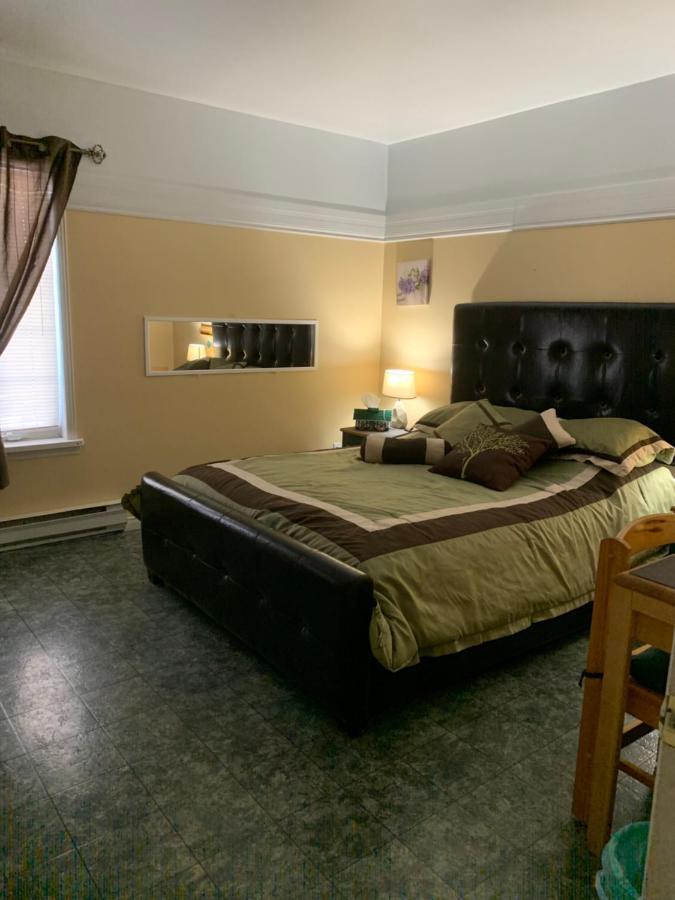 Auberge Chez Caro Sacre-Coeur ภายนอก รูปภาพ